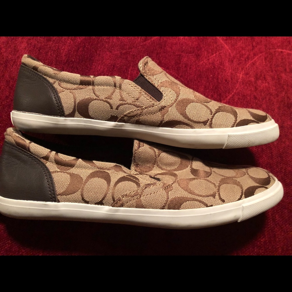 Women’s Coach signature print Shoes 9.5 flats
